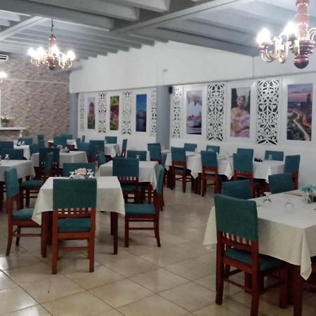 Hotel Tower House Suites Панама Сити Екстериор снимка